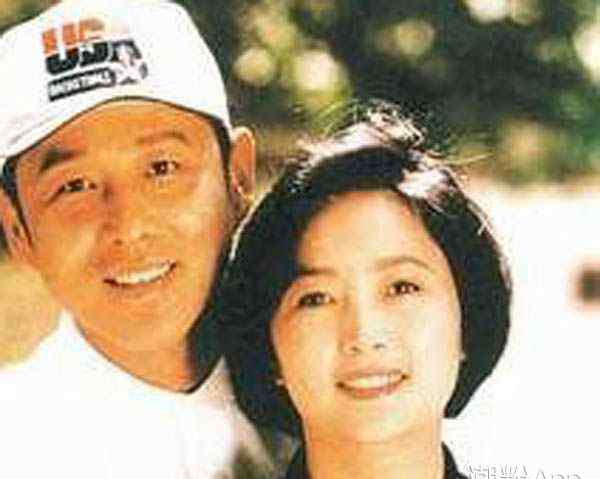 陈道明的妻子 揭秘陈道明跟他老婆的爱情 二人已携手走过三十多年