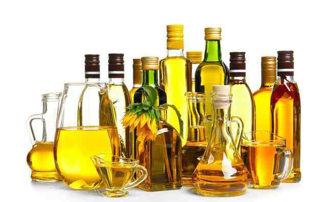 花生油和菜籽油哪个好 花生油、大豆油、菜籽油都有什么区别？吃哪种油好？
