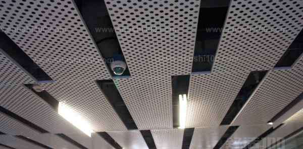 穿孔铝板 穿孔铝板吊顶—穿孔铝板吊顶的选购和工艺