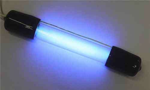 紫外线灯带臭氧好不好 紫外线臭氧灯家用好吗
