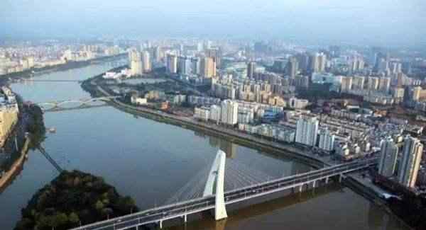 赣州gdp 江西省内的九江和赣州2018GDP都出了，谁的成绩更好？