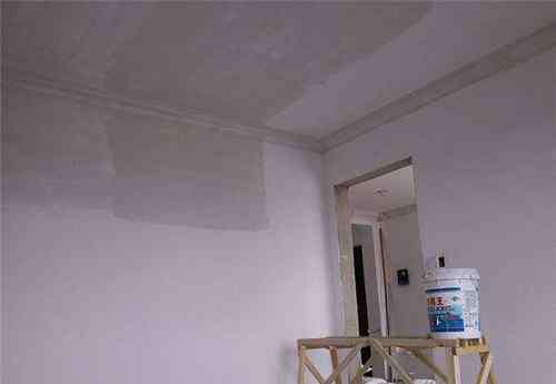 墙面刷白最经济的方法 简单便宜墙面刷白有什么方法