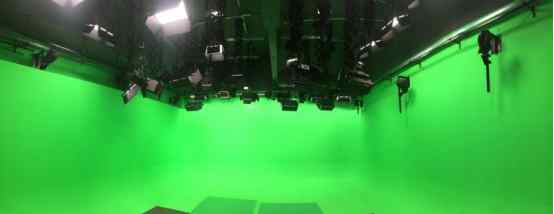 vr虚拟演播室 中国传媒大学4K 3D VR虚拟演播室，采用Blackmagic Design系列产品打造4K功能