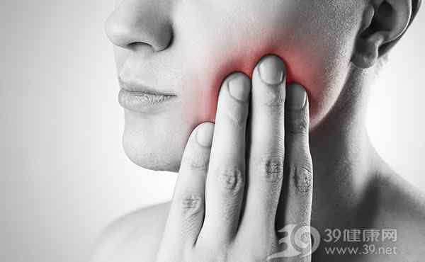 牙病 警惕！牙病可引发7种重病，甚至致癌