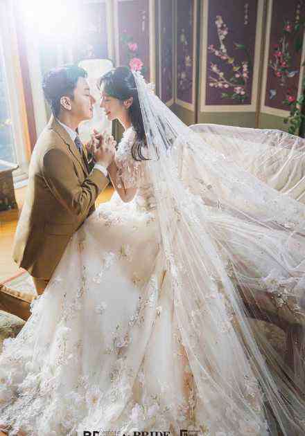裴涩琪男友 复古舞元祖裴涩琪宣布结婚 与小两岁男友交往3个月便达成结婚的共识