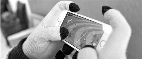 触控手套 戴普通手套不能用触屏手机 触控手套供不应求