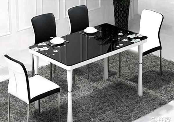 餐桌椅组合 超经典 小户型适用的餐桌椅组合