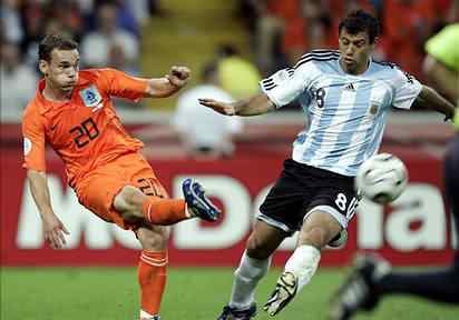 荷兰阿根廷 【半决赛前瞻】荷兰VS阿根廷：40年满载橙军血泪