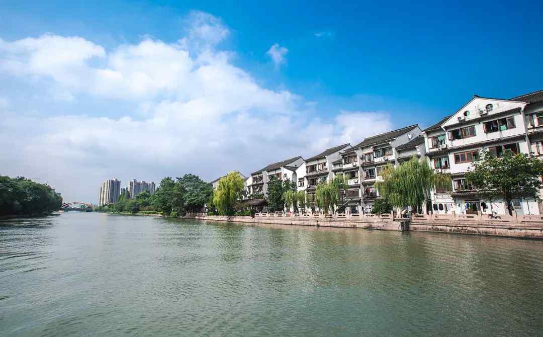 上塘河 【杭州的河】它又叫"秦河"，杭州史上第一条人工河