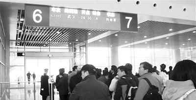 长沙到武汉 武广高铁开通后93分钟长沙“飙”到武汉