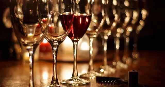 品鉴红酒 你知道如何品鉴葡萄酒吗？