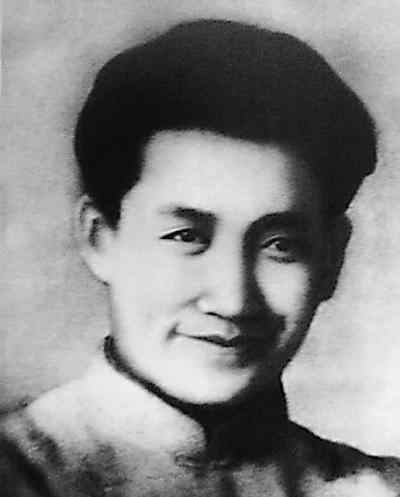 刘景范 刘志丹的弟弟，曾与彭老总并列，建国后官至副部长