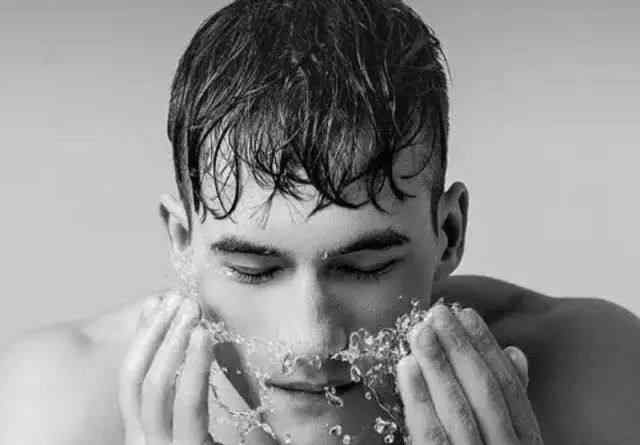 香皂洗脸 用香皂肥皂洗脸、男士洗脸五大误区