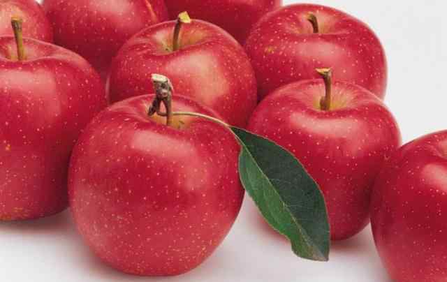 多吃苹果有什么好处 秋季多吃苹果有哪些好处？